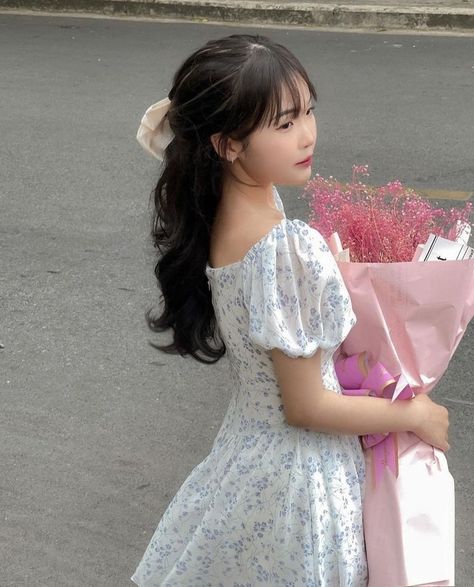 打女白嫩光屁股调教